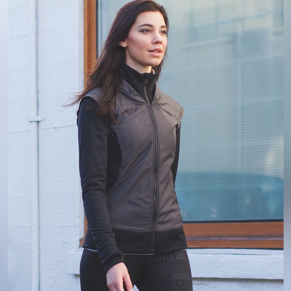 Lululemon Snug Sprinter Jacket Heathered Black Size 4